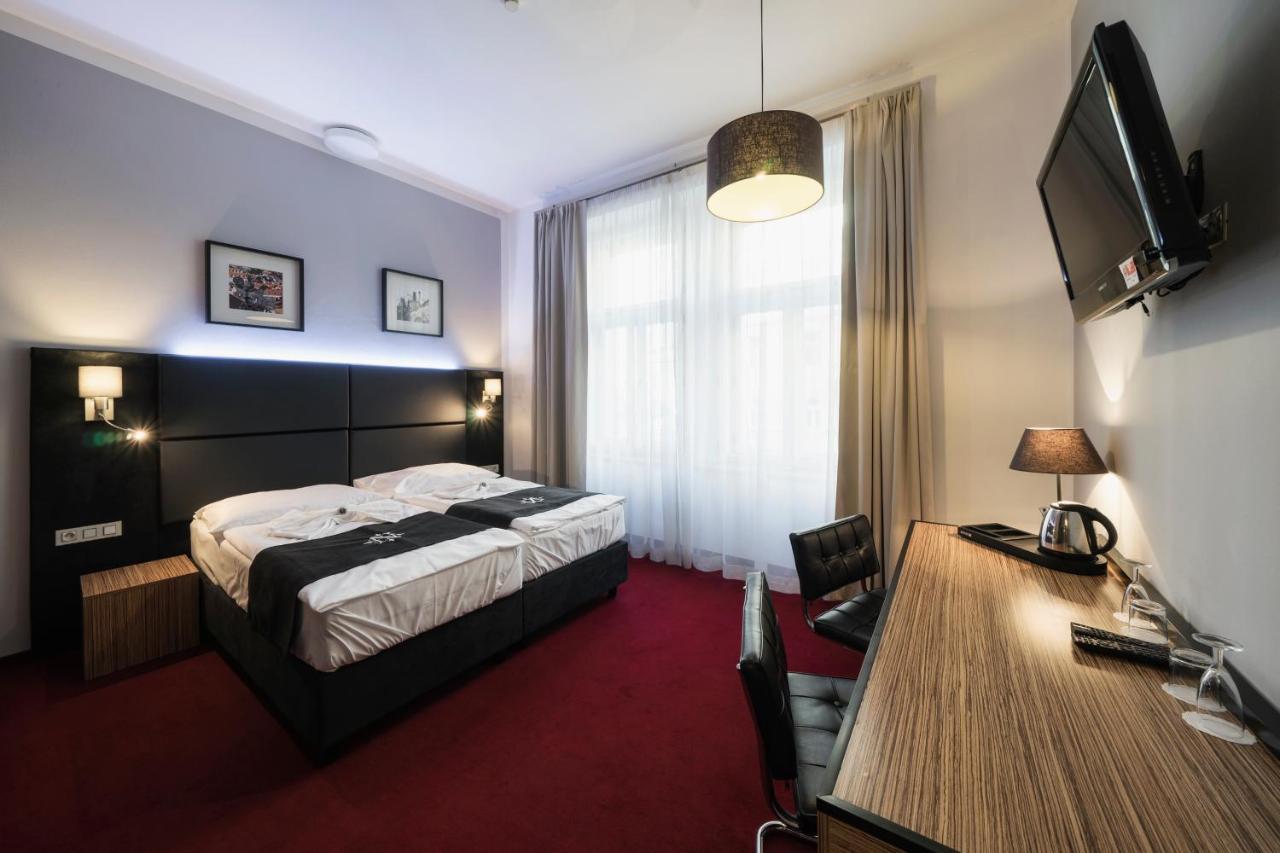 Noir 4* Praha